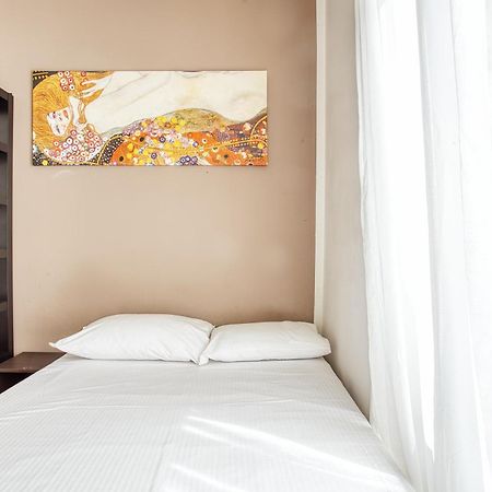 Joivy Mauri - Cosy Flats Near The Duomo Lägenhet Milano Exteriör bild